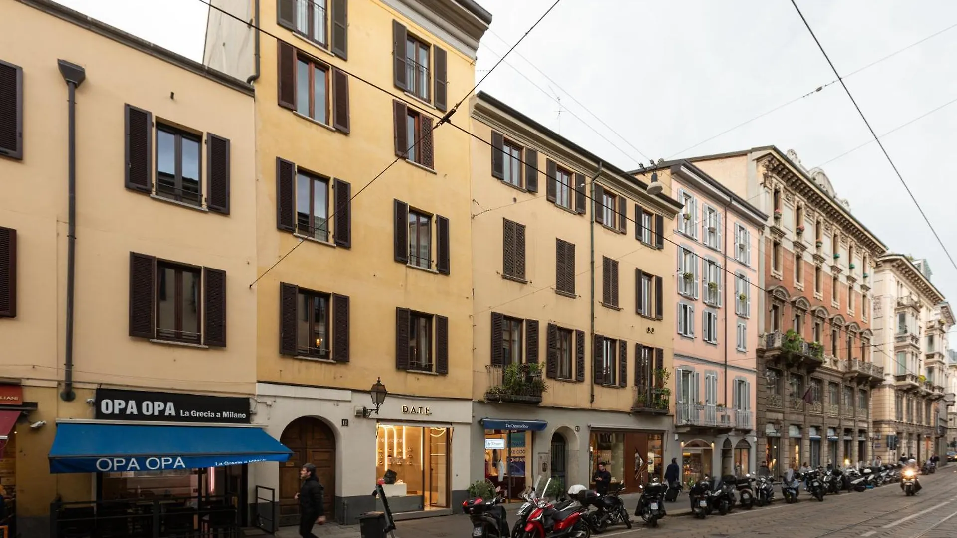 Brera - Castello - Ampio Bilocale Milano Centro Apartment