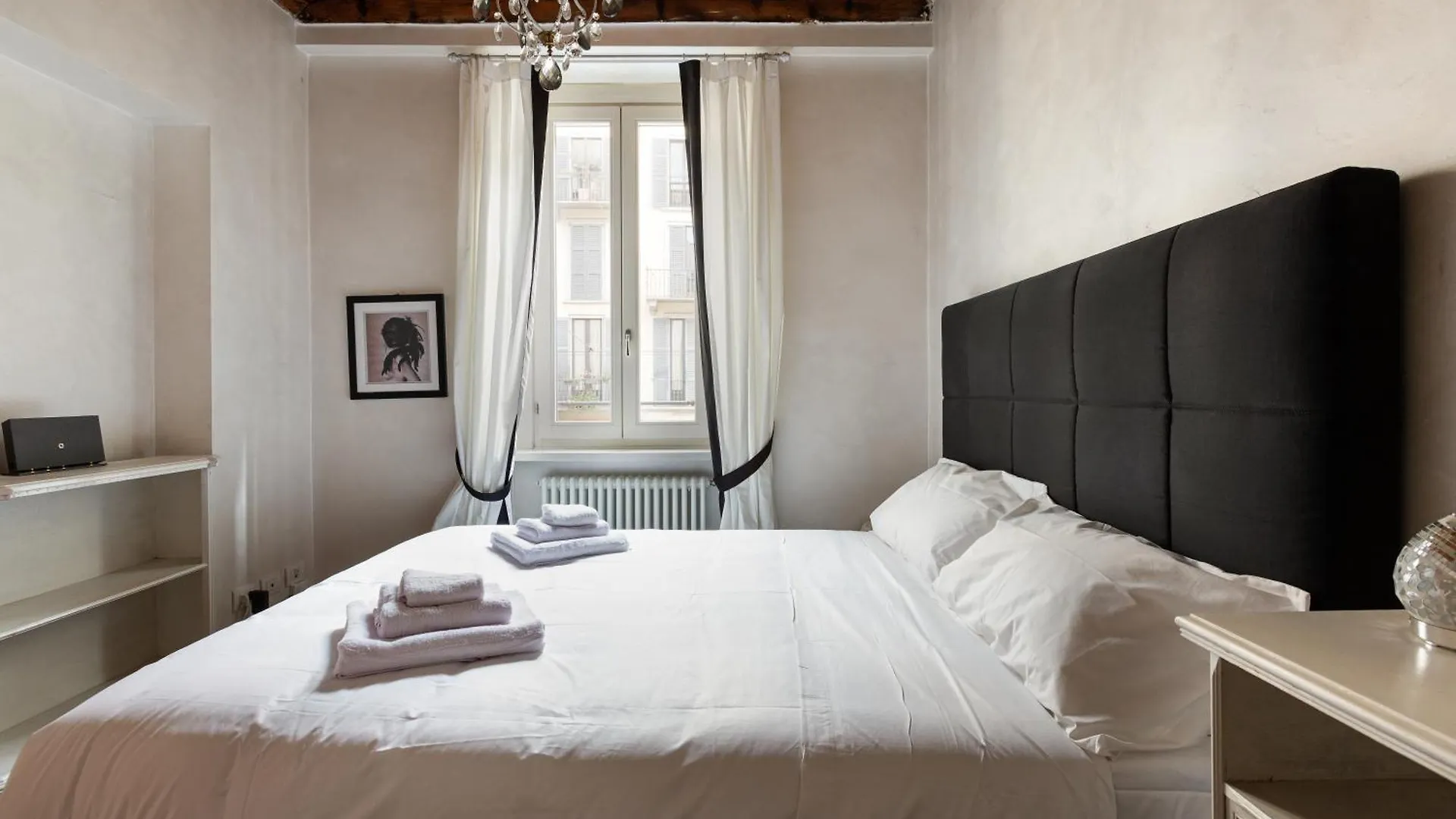 Brera - Castello - Ampio Bilocale Milano Centro Apartment