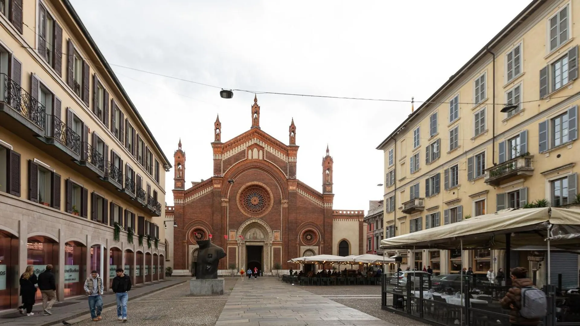 Brera - Castello - Ampio Bilocale Milano Centro Apartment  Milan