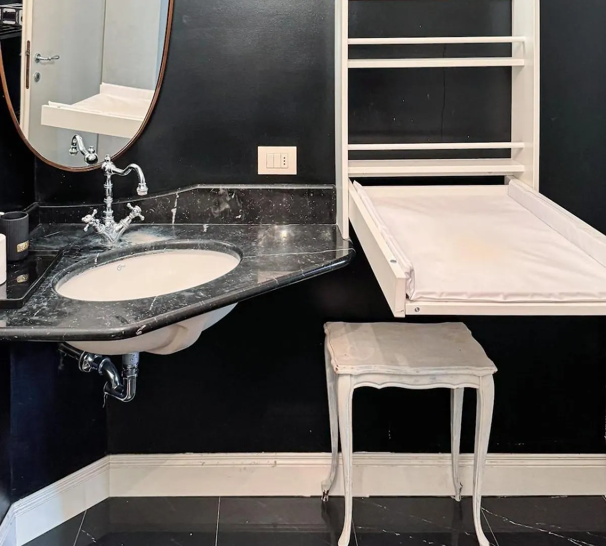 Brera - Castello - Ampio Bilocale Milano Centro Apartment Italy